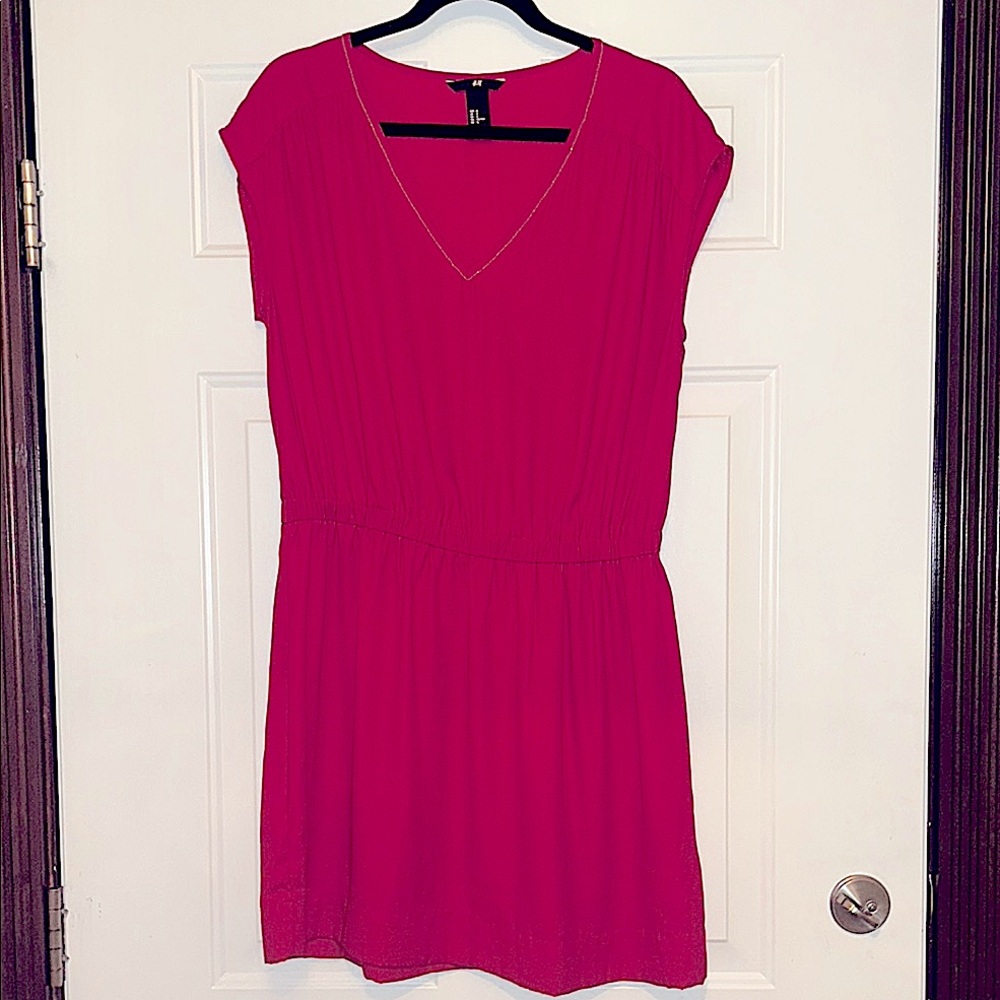 H&M V-Neck Women's 12 Dress Red Lightweight Casual Beaded Minimalist